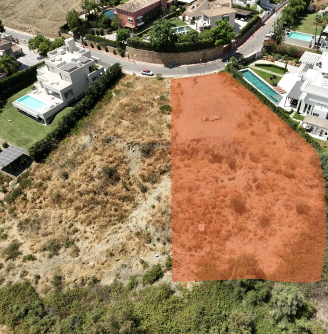 Plot for sale in Nueva Andalucia