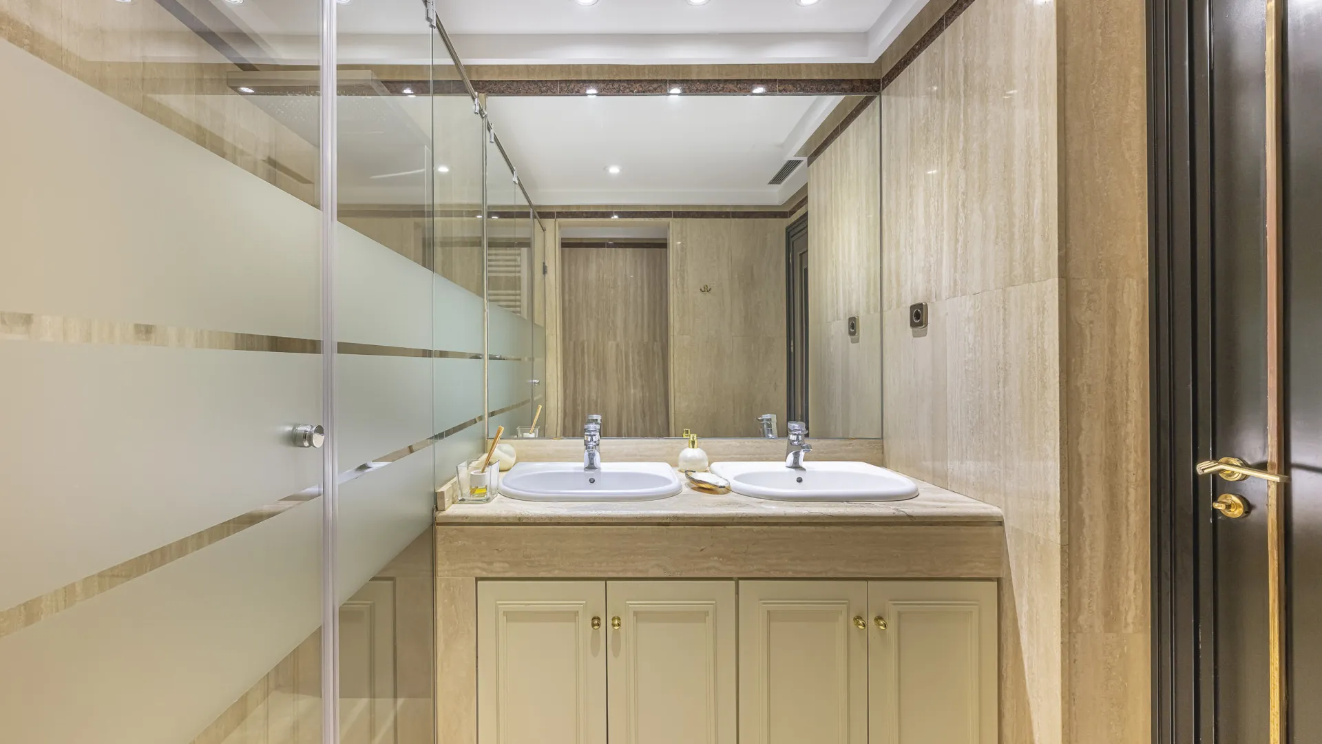 Buy Cipreses del Mar apartment with 4 bedrooms