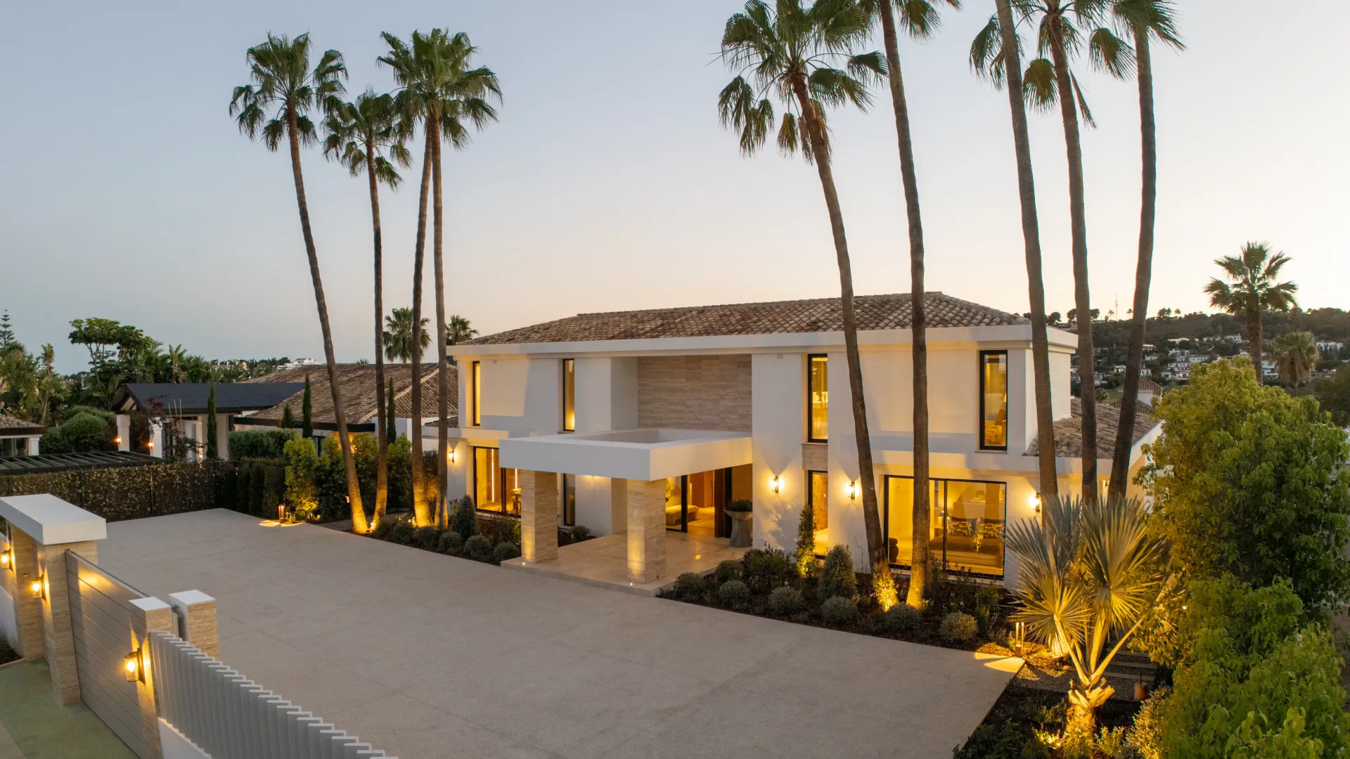 For sale 6 bedrooms villa in Las Brisas