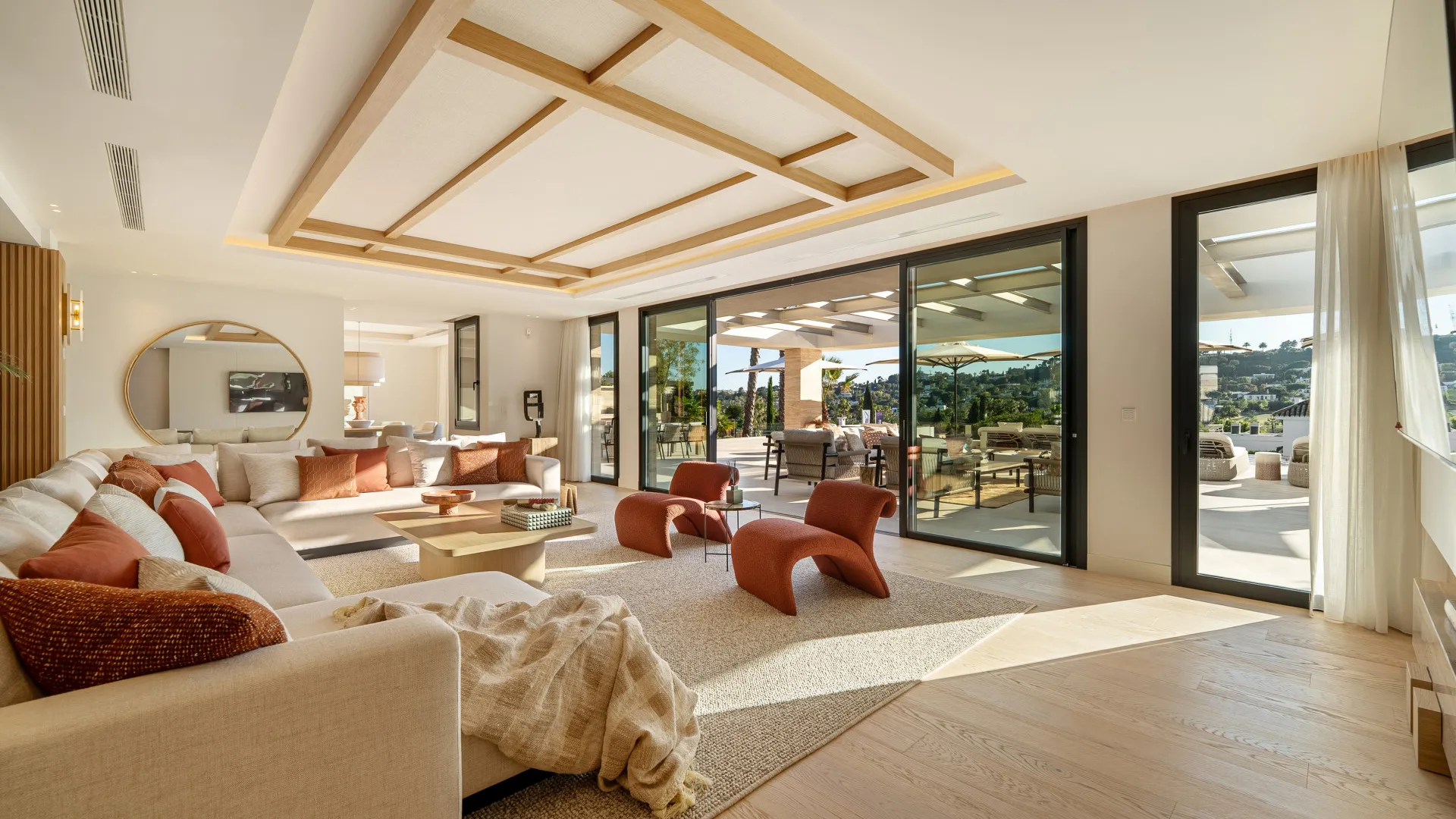 For sale 6 bedrooms villa in Las Brisas