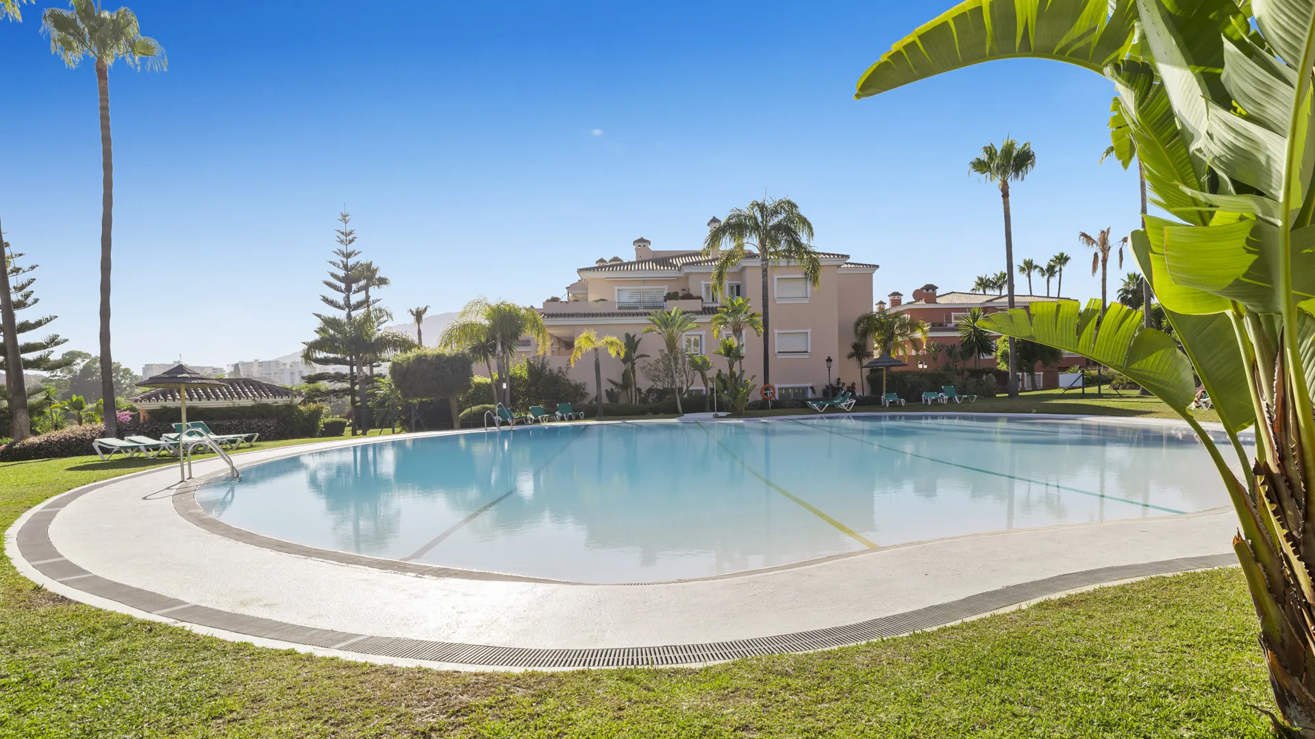 Se vende apartamento en Park Beach con 4 dormitorios