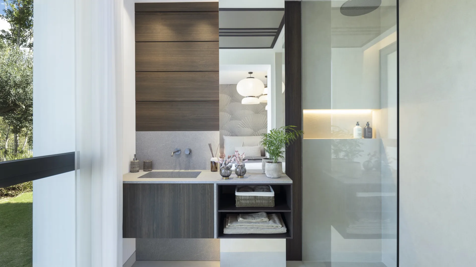 For sale La Quinta villa with 5 bedrooms