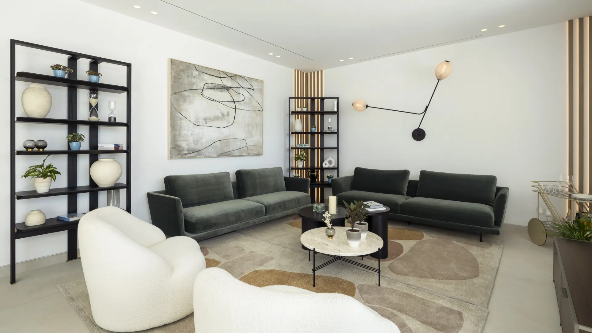 For sale La Quinta villa with 5 bedrooms