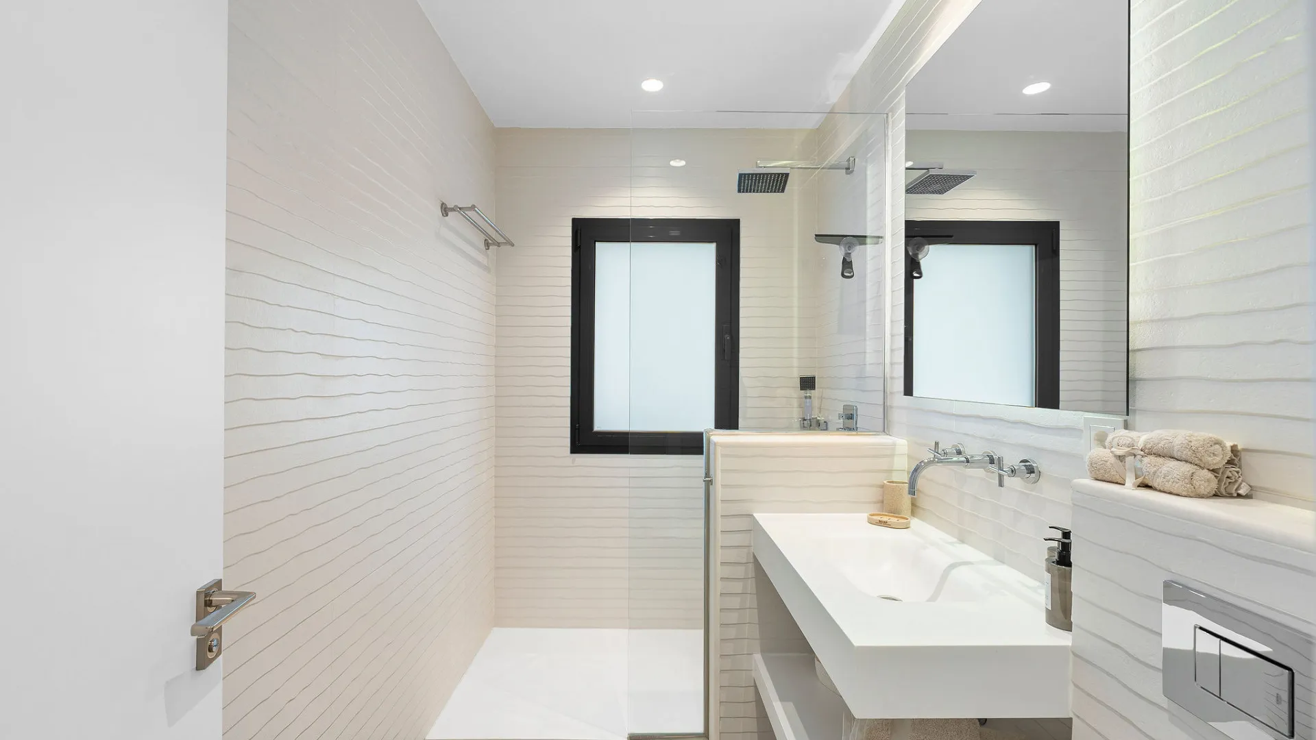 Villa en venta en La Quinta con 5 dormitorios