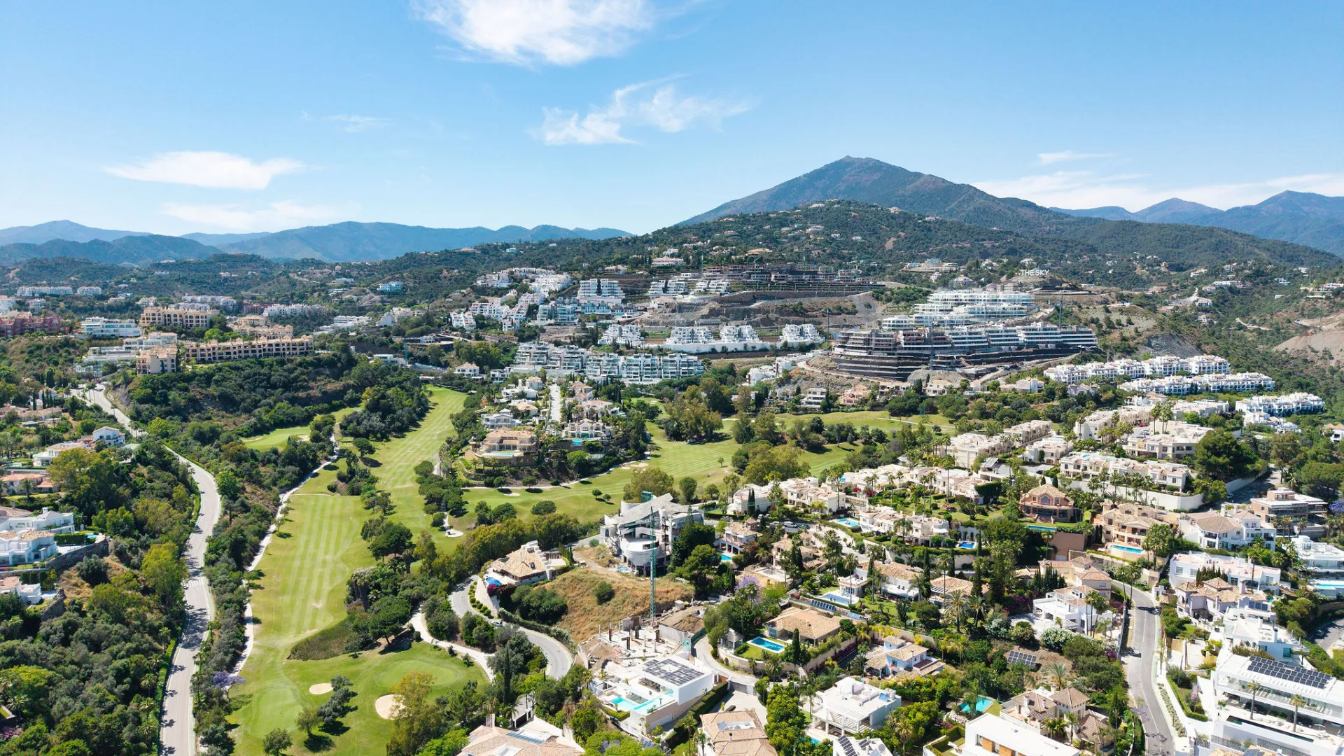 Villa en venta en La Quinta con 5 dormitorios