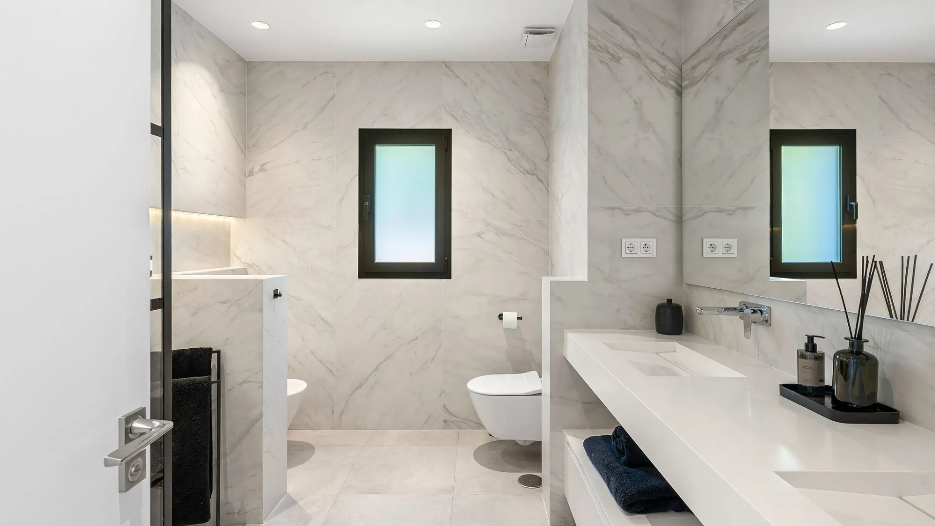 Villa en venta en La Quinta con 5 dormitorios