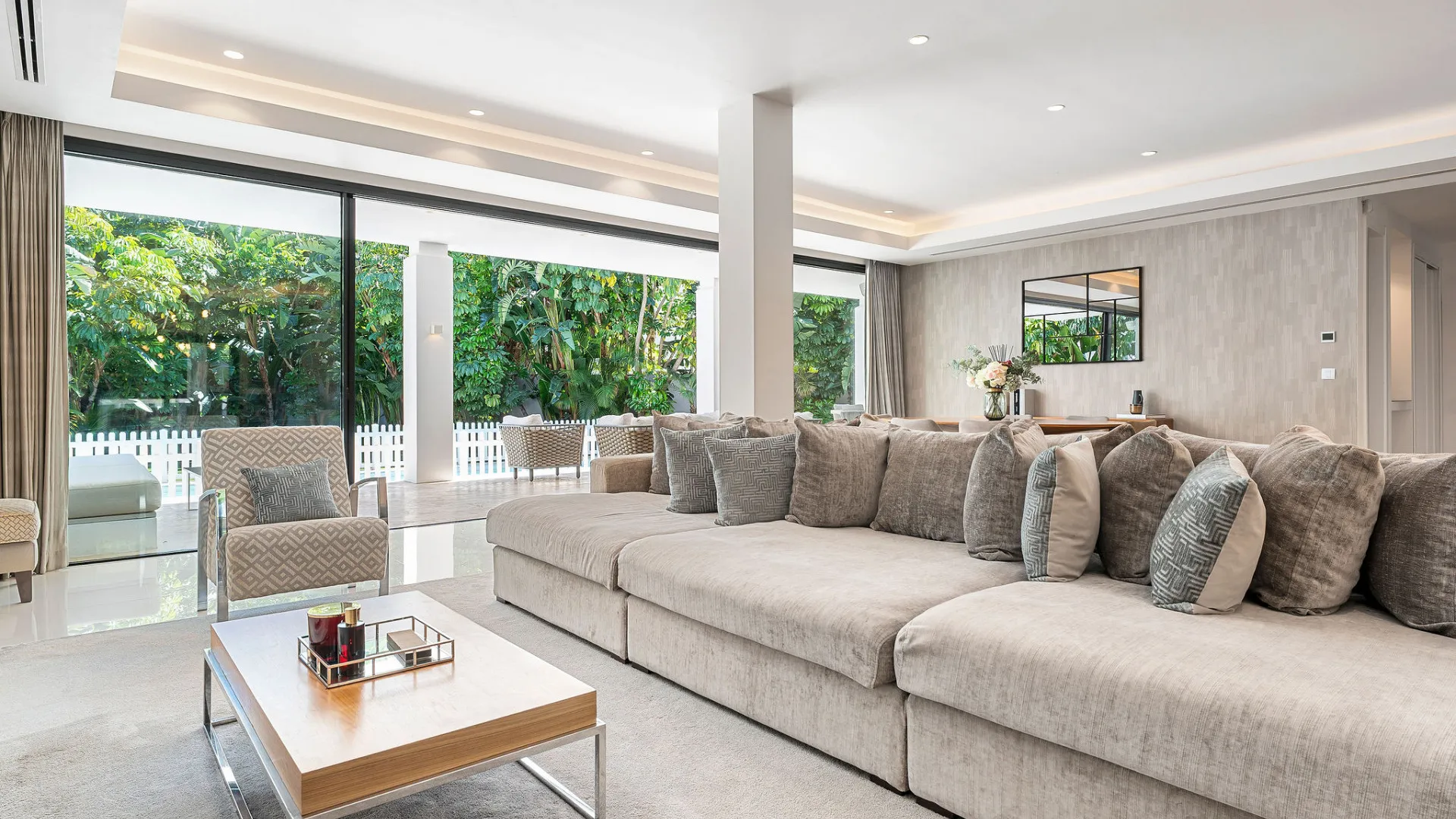 Villa en venta en La Quinta con 5 dormitorios