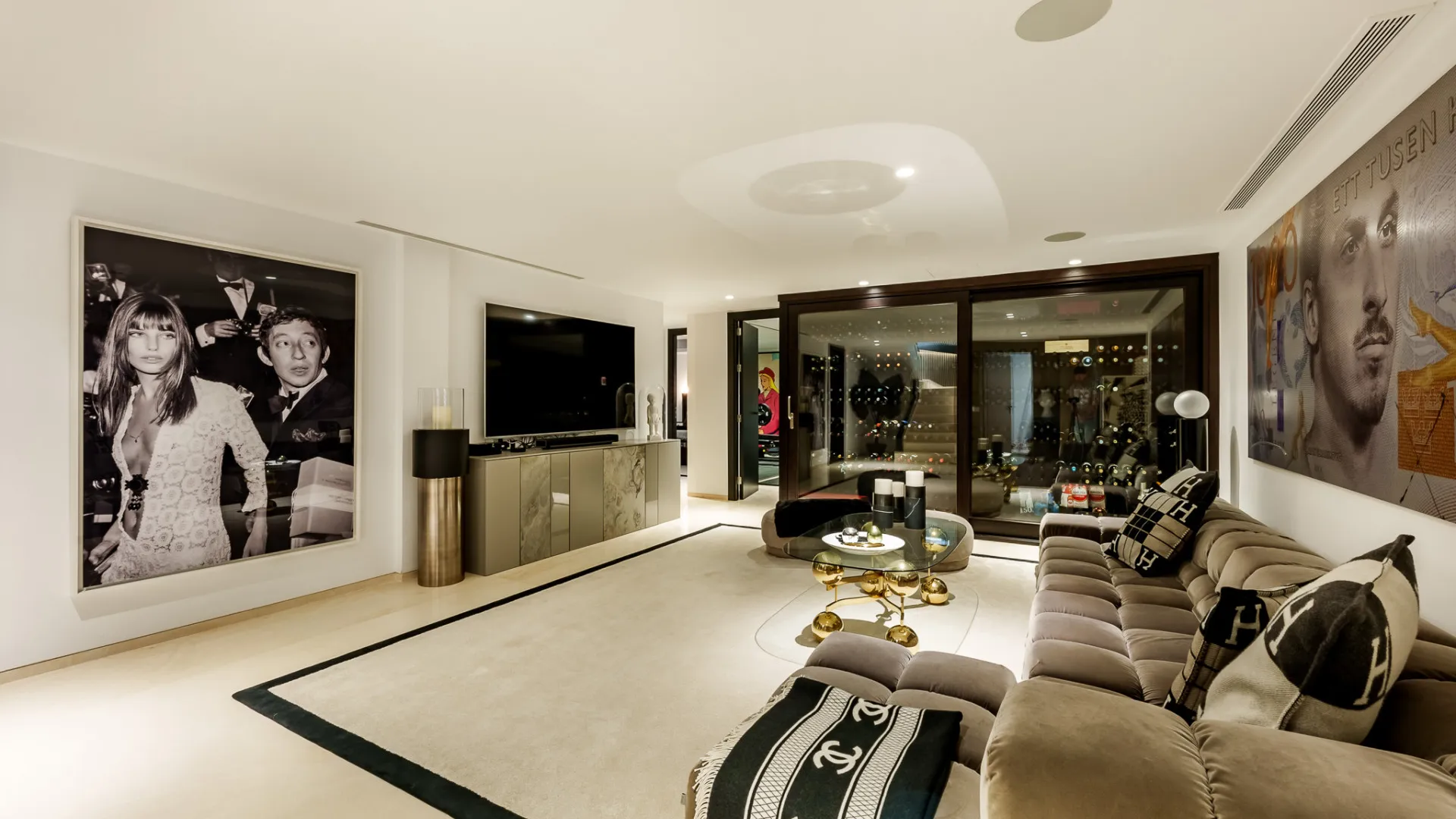 Se vende villa con 7 dormitorios en Los Olivos