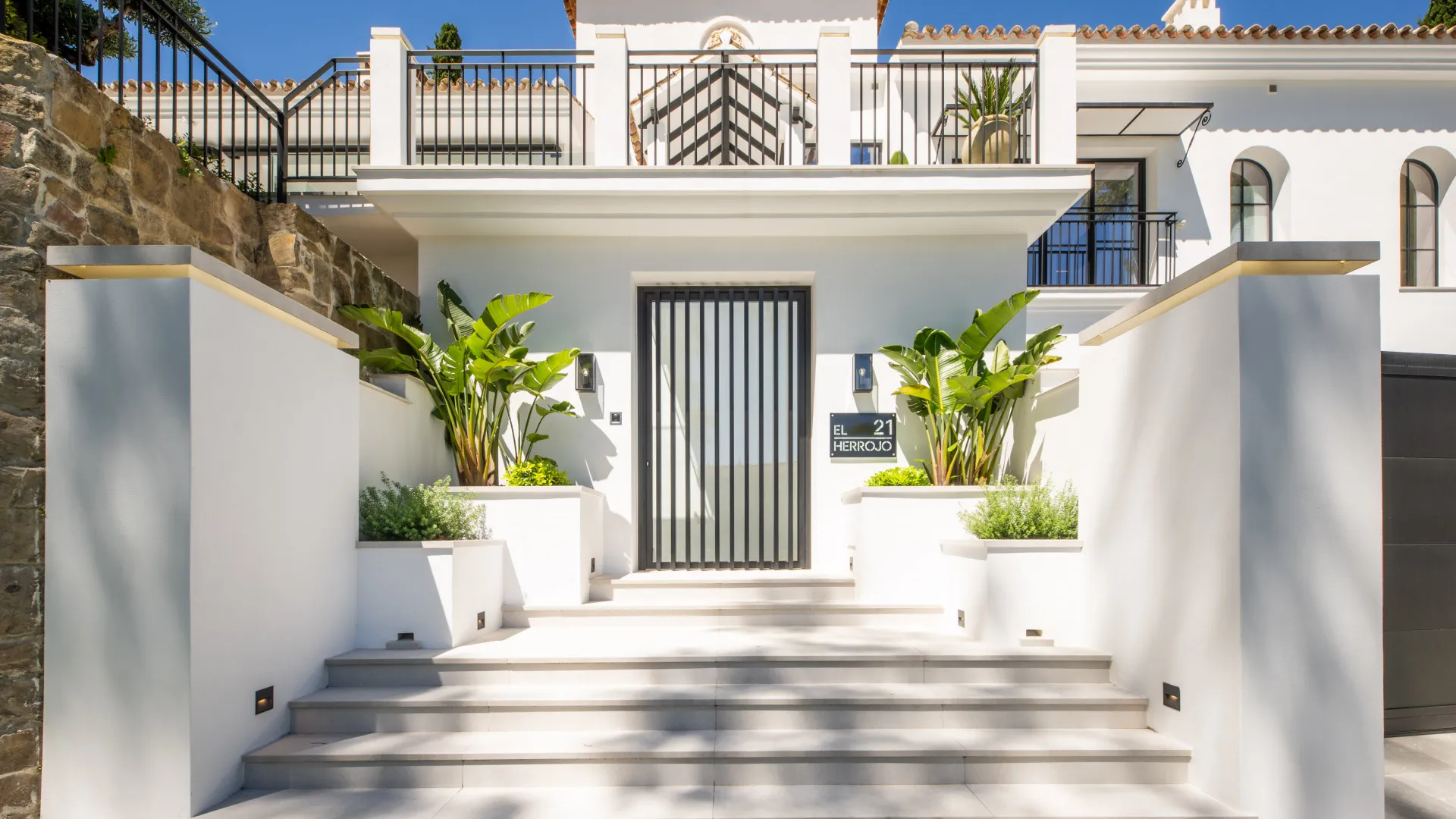 For sale El Herrojo villa with 5 bedrooms