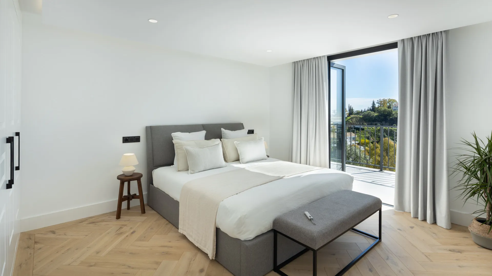 Villa with 5 bedrooms for sale in Monte Halcones