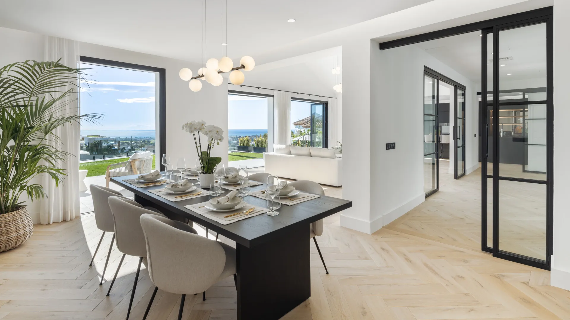 Villa with 5 bedrooms for sale in Monte Halcones