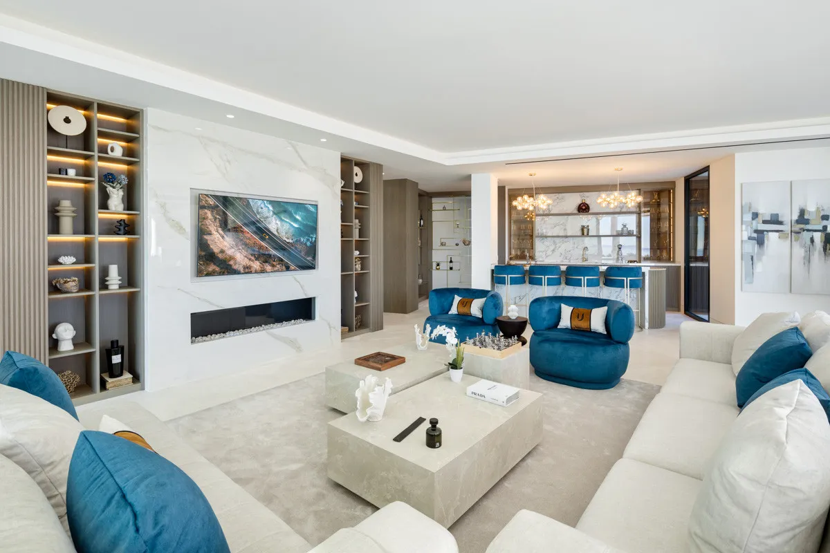 Buy villa in La Zagaleta