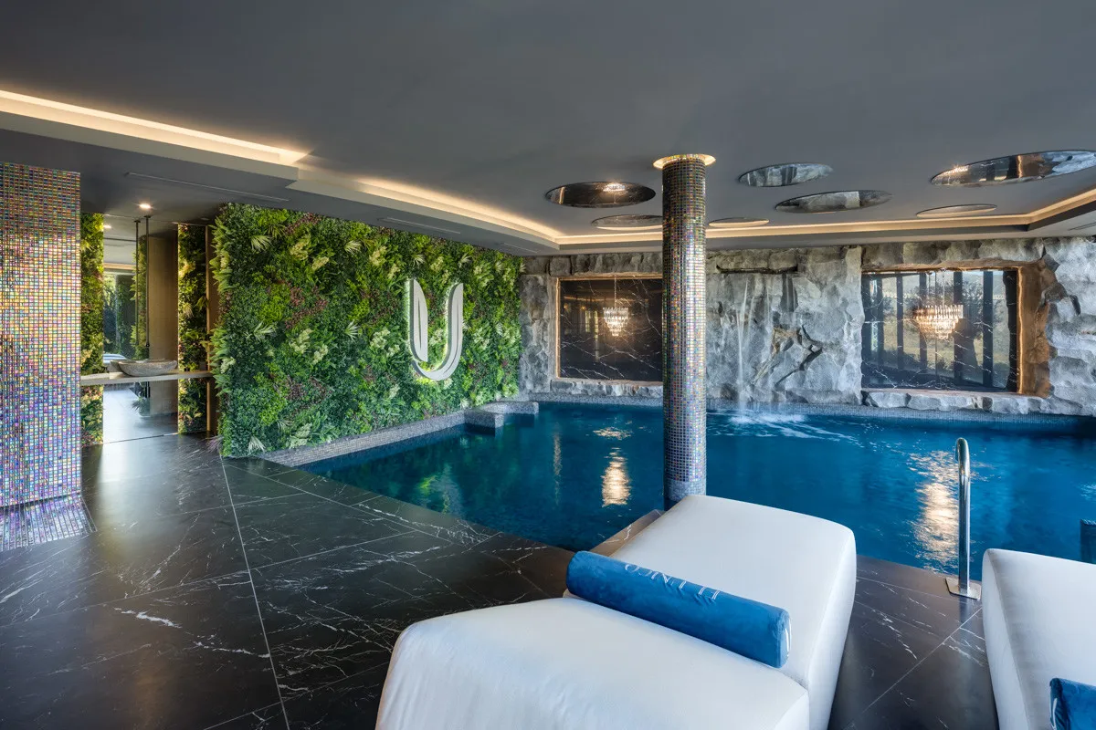 Buy villa in La Zagaleta