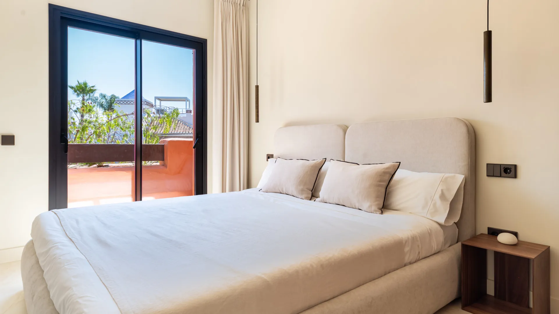 Buy town house in Monte Marbella Club