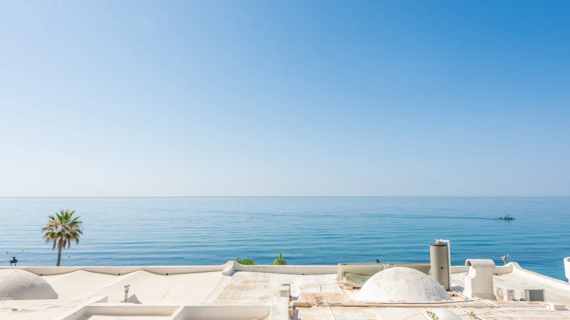3 bedrooms town house in El Oasis Club for sale