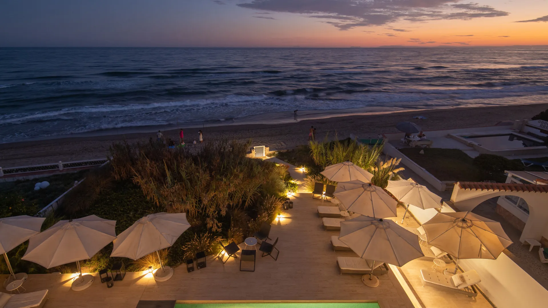 Villa a la venta en Costabella con 6 dormitorios