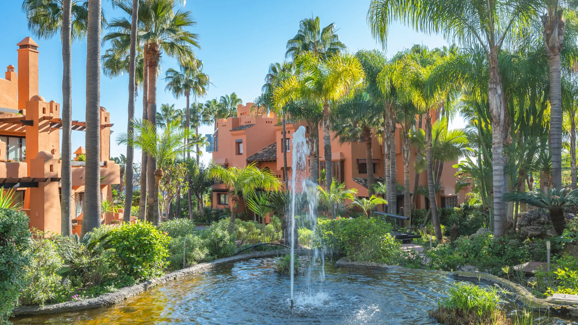 Comprar atico duplex en La Alzambra Hill Club de 3 dormitorios