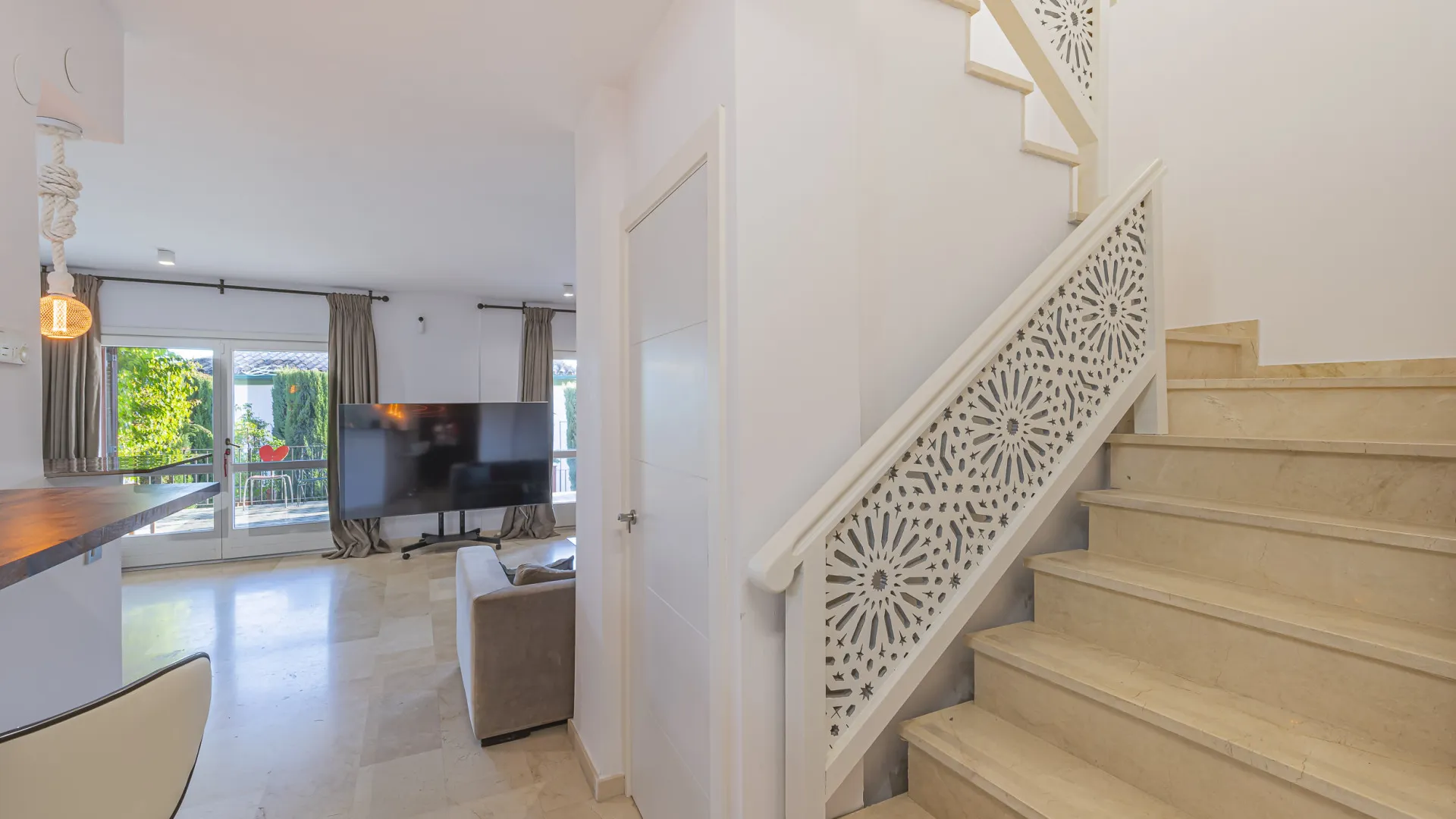 Comprar adosado en Marbelah Pueblo con 6 dormitorios