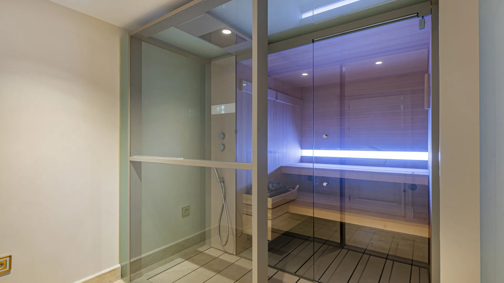 Villa for sale in El Herrojo with 7 bedrooms