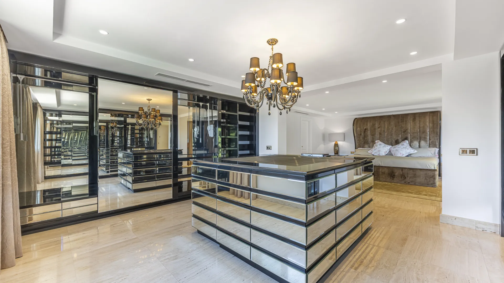 Villa for sale in El Herrojo with 7 bedrooms