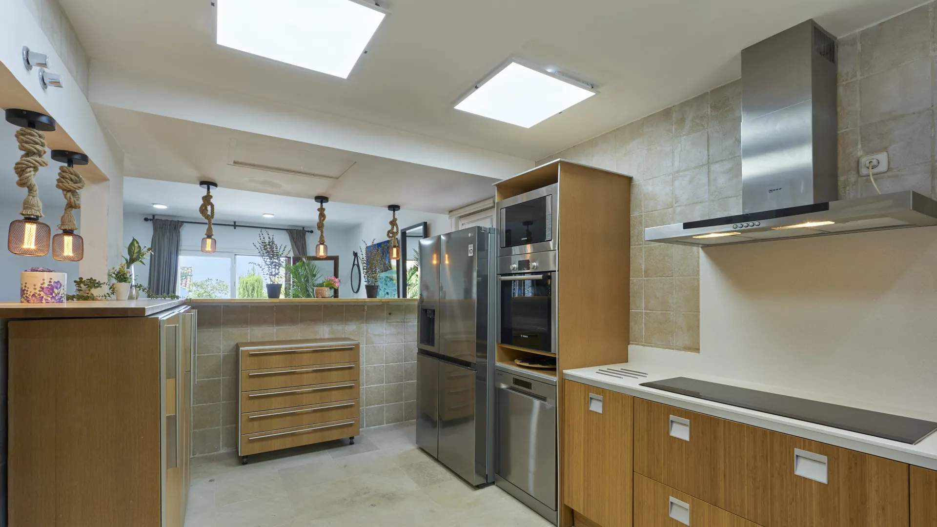 For sale Marbelah Pueblo town house with 4 bedrooms