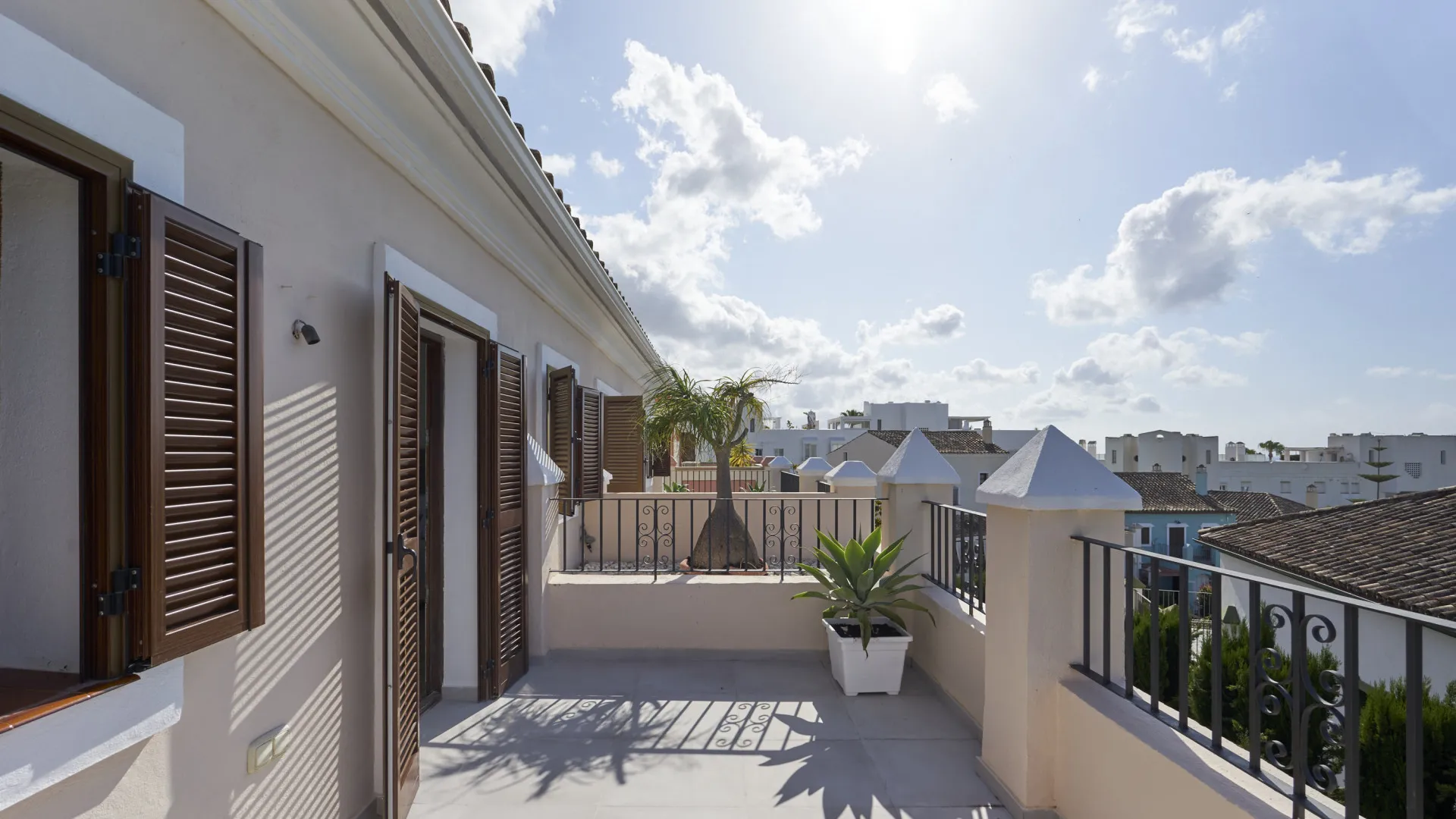 For sale Marbelah Pueblo town house with 4 bedrooms