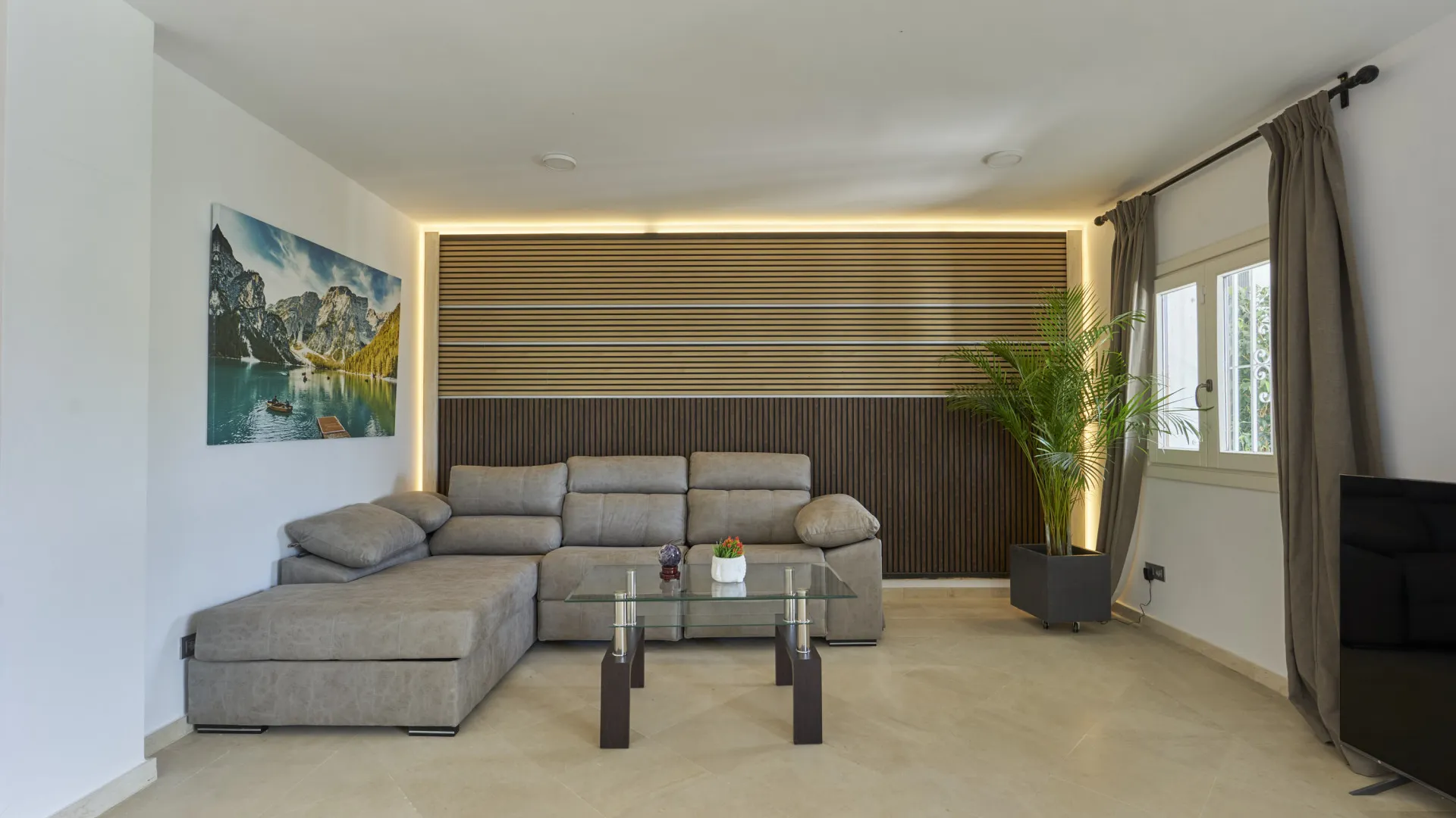 For sale Marbelah Pueblo town house with 4 bedrooms