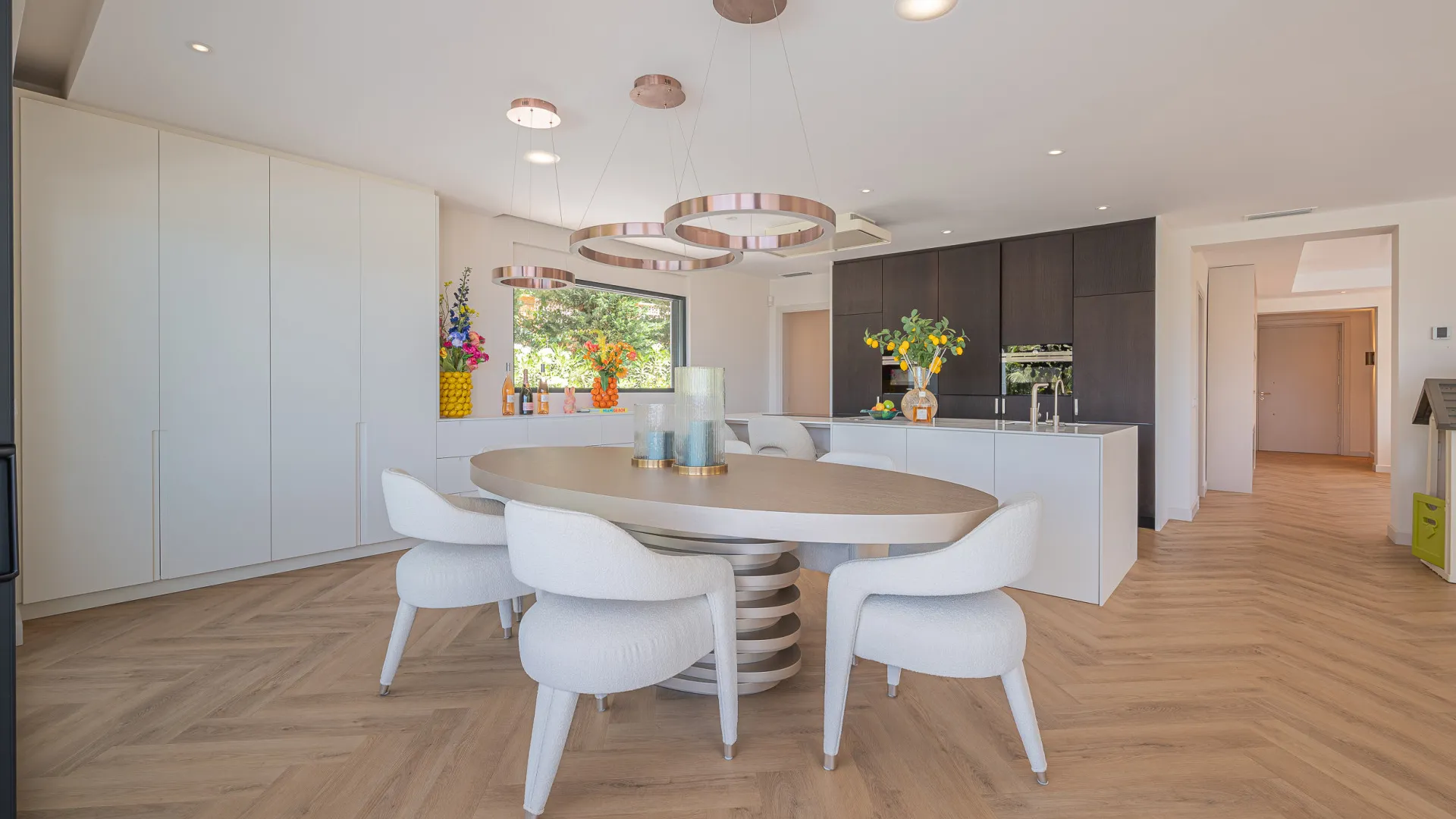 For sale 5 bedrooms villa in Artola