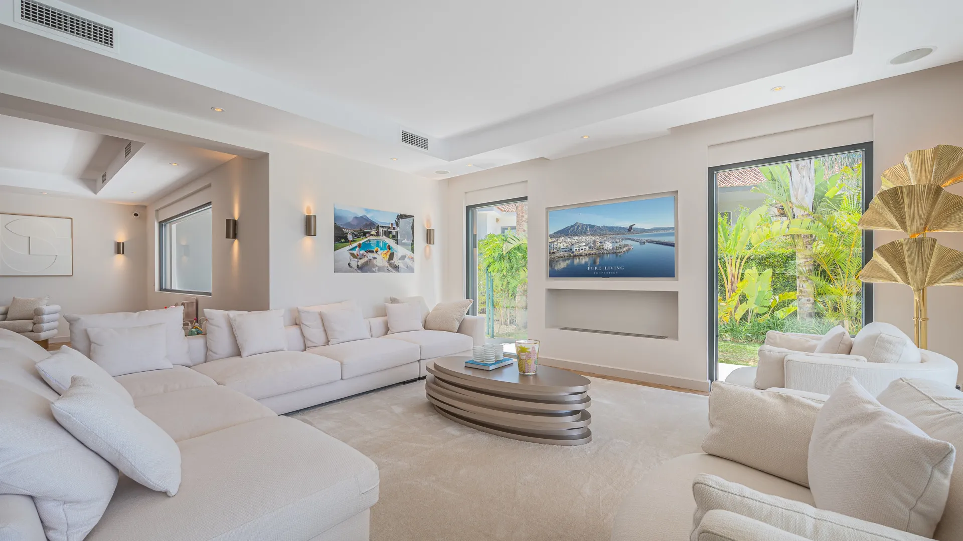 For sale 5 bedrooms villa in Artola