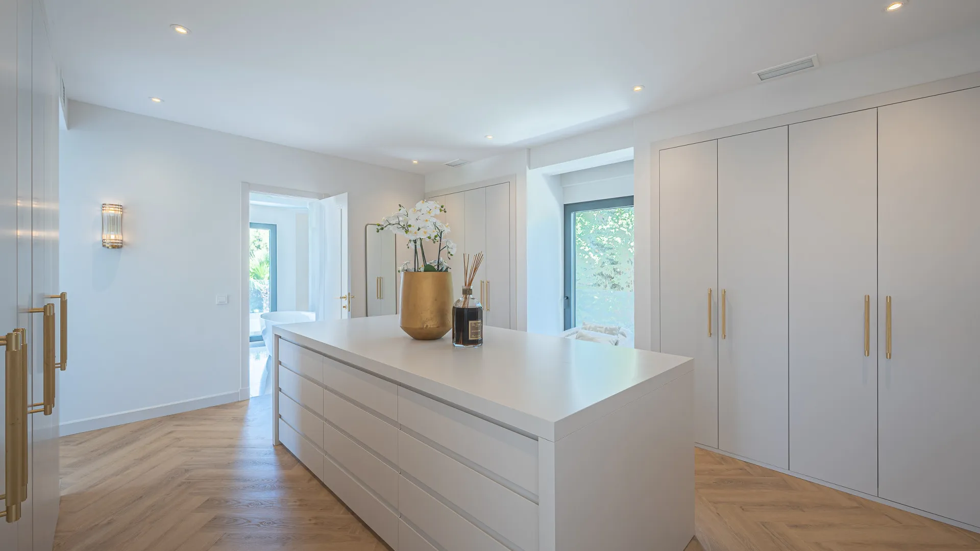 For sale 5 bedrooms villa in Artola