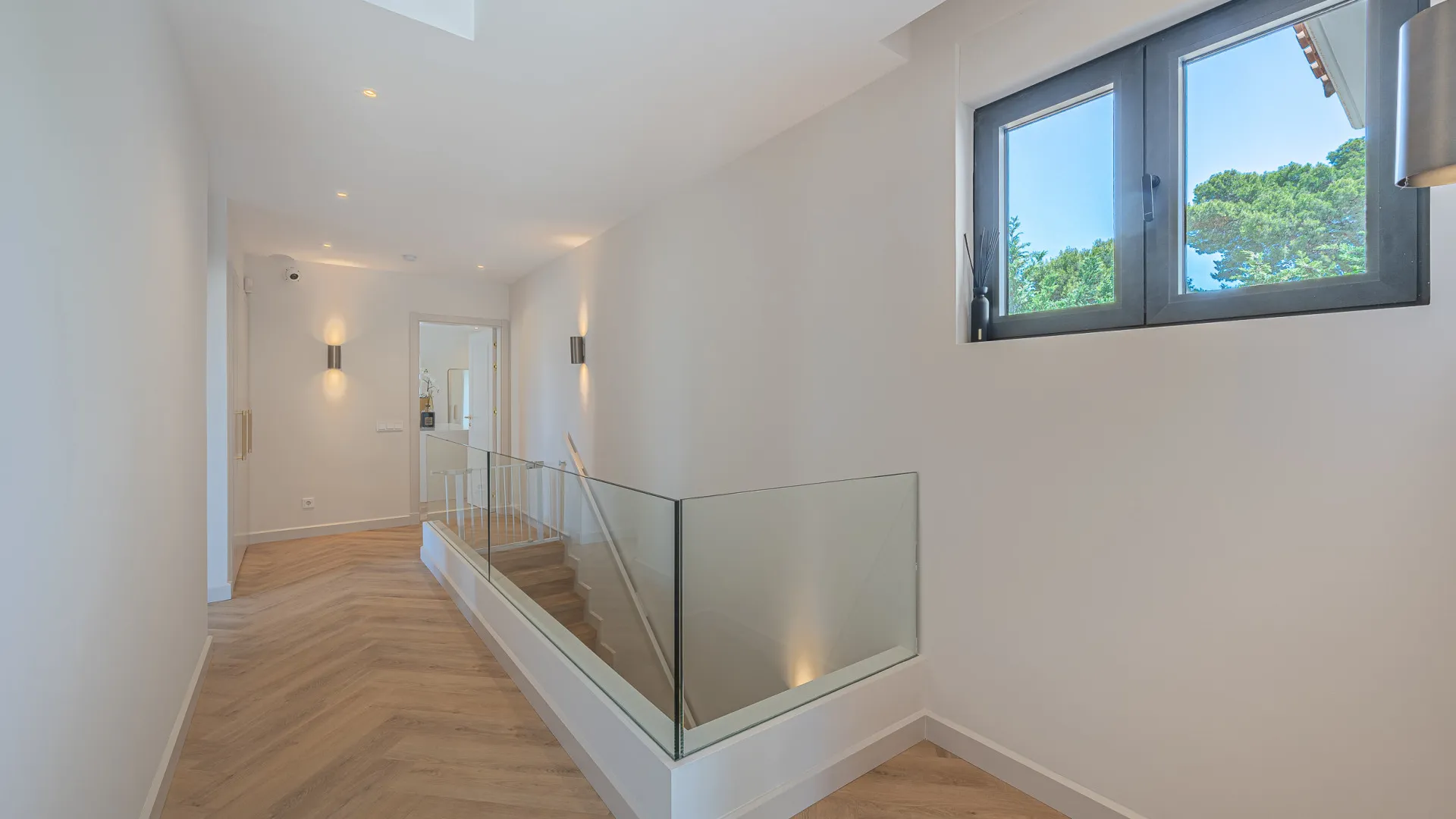 For sale 5 bedrooms villa in Artola