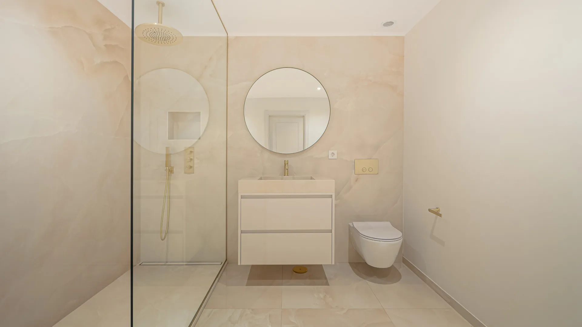 For sale 5 bedrooms villa in Artola