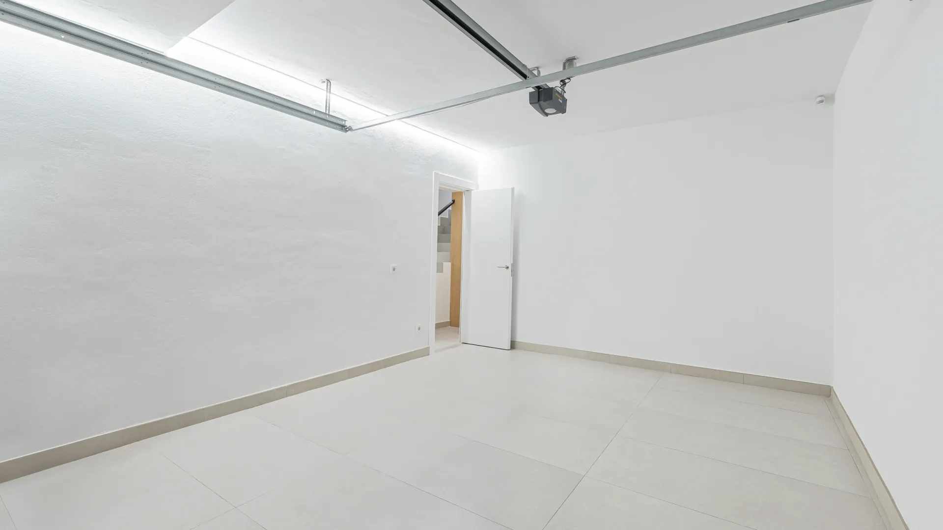 4 bedrooms town house in La Meridiana for sale