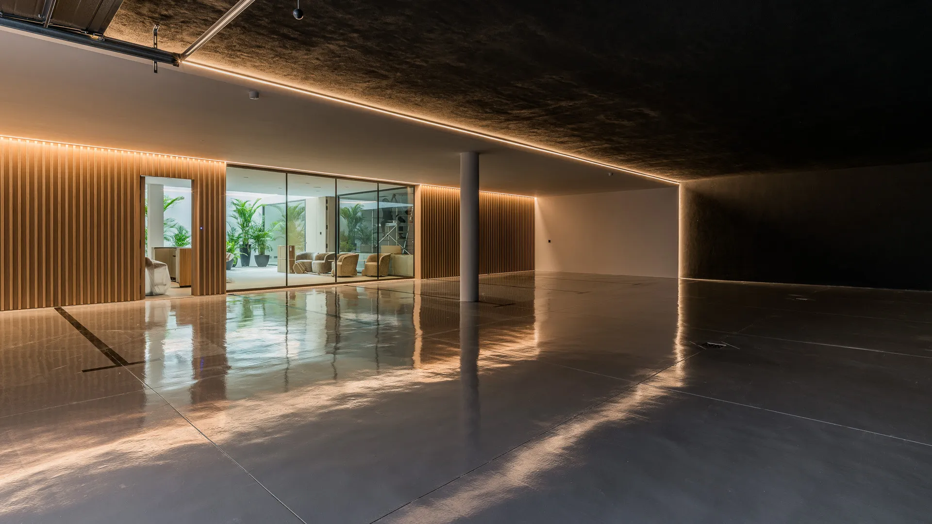 Marbella Golden Mile villa for sale