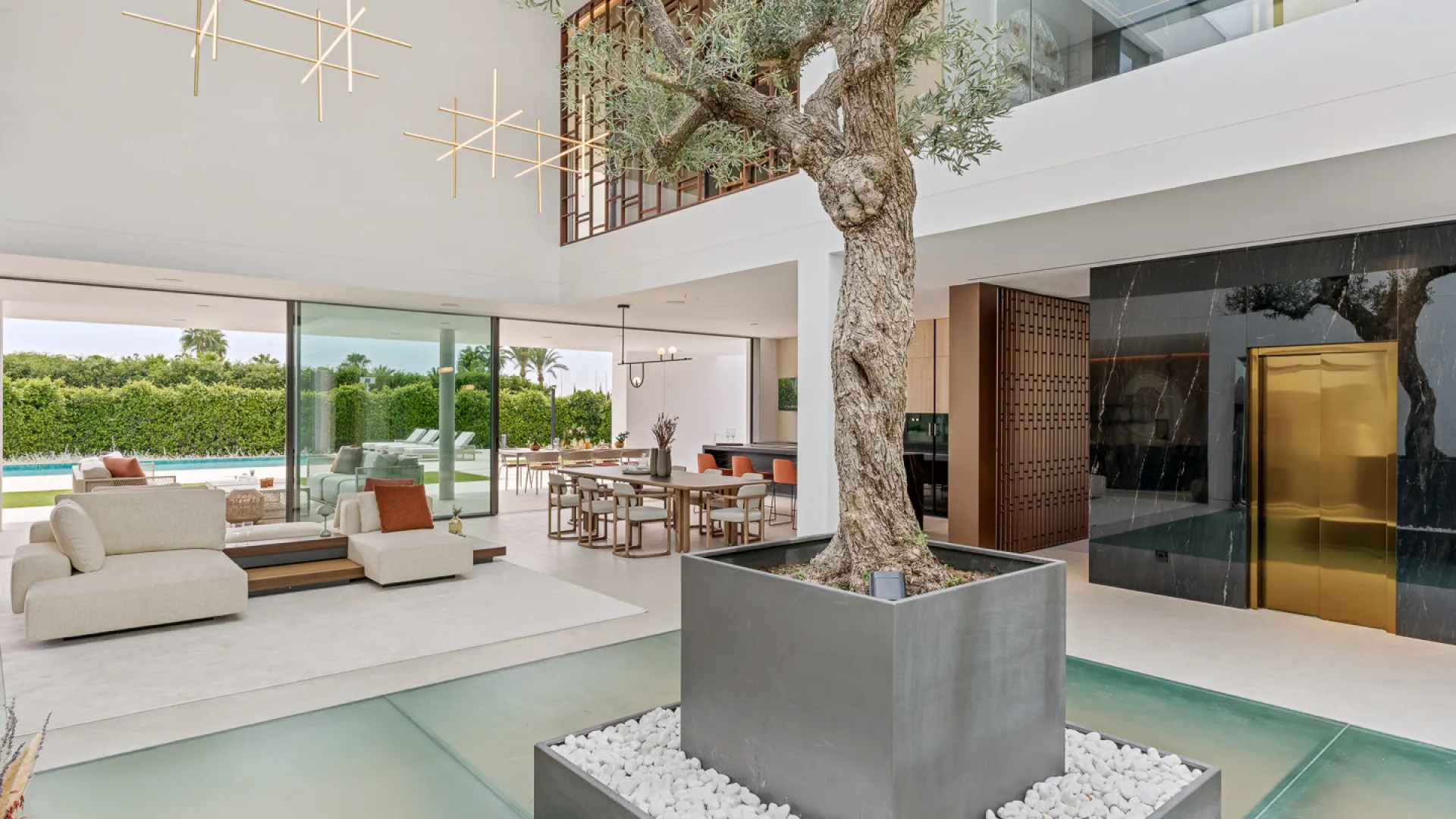 Marbella Golden Mile villa for sale