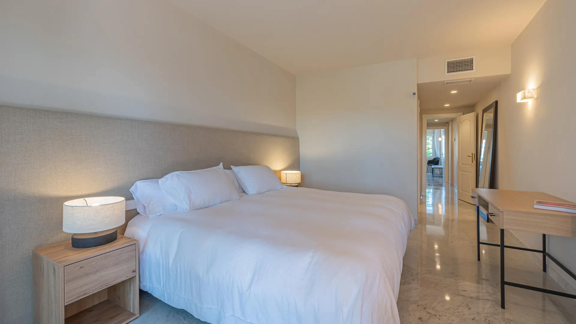 Buy Marina Puente Romano apartment