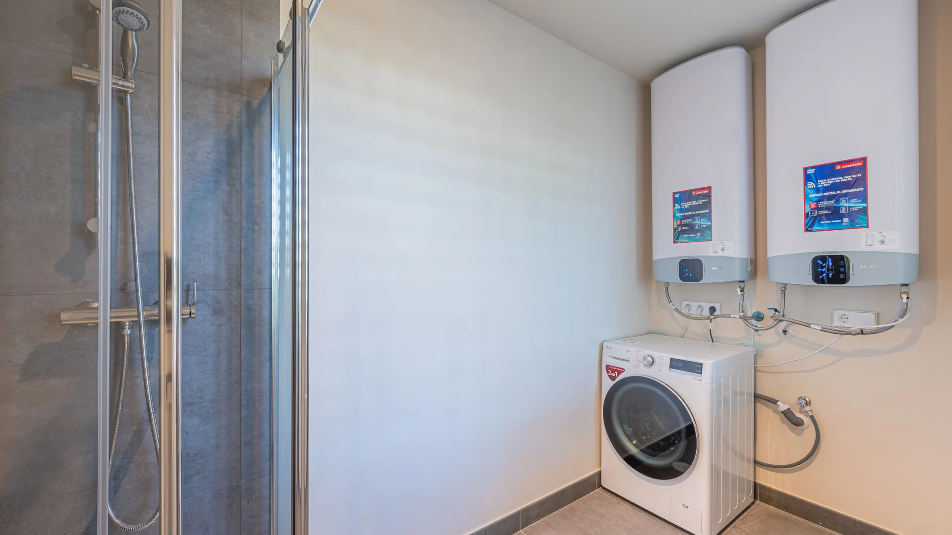 Buy Marina Puente Romano apartment