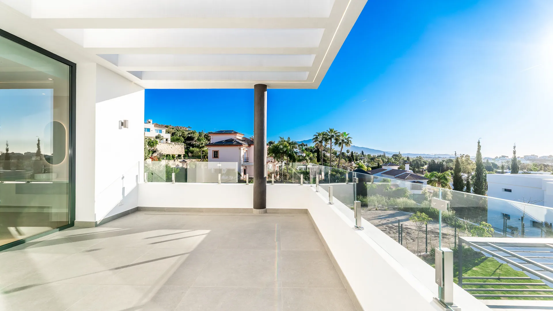 Villa a la venta de 6 dormitorios en Paraiso Alto