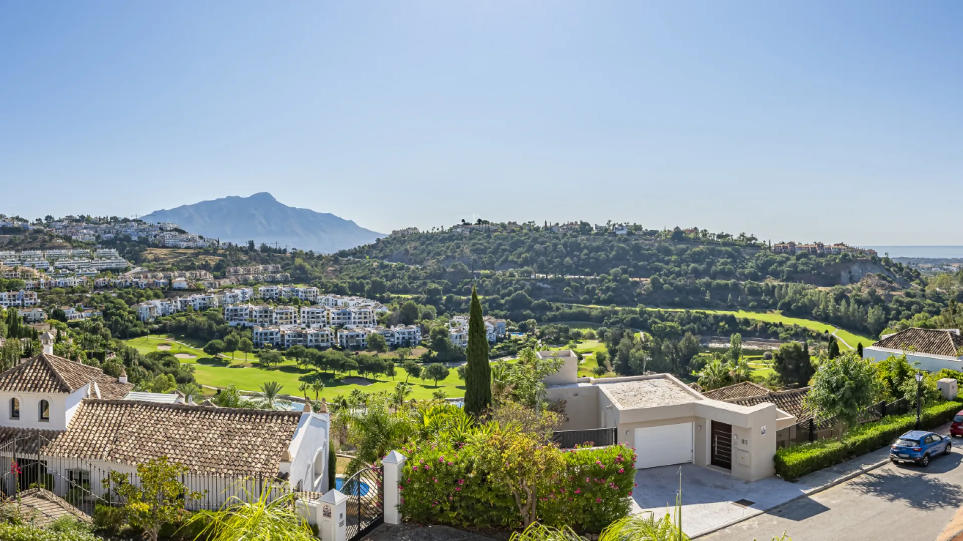 Comprar villa en Los Arqueros con 5 dormitorios