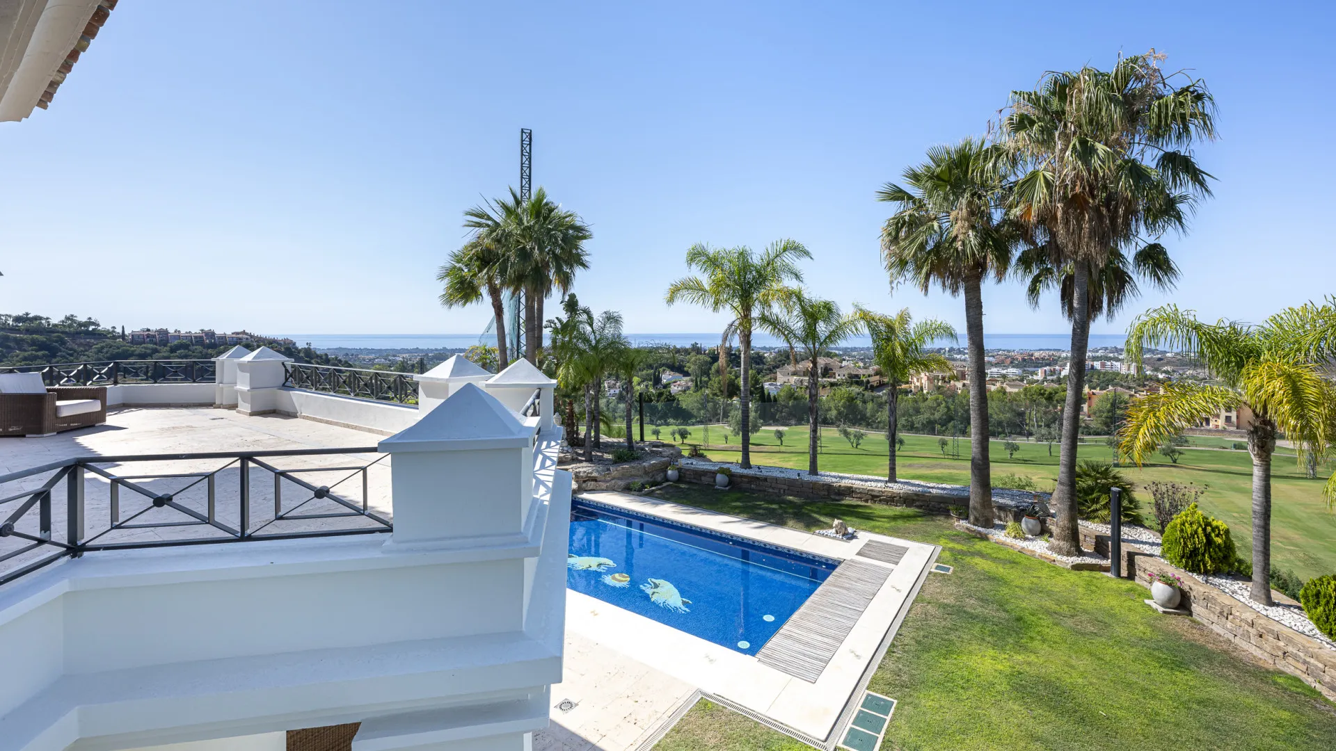 Comprar villa en Los Arqueros con 5 dormitorios