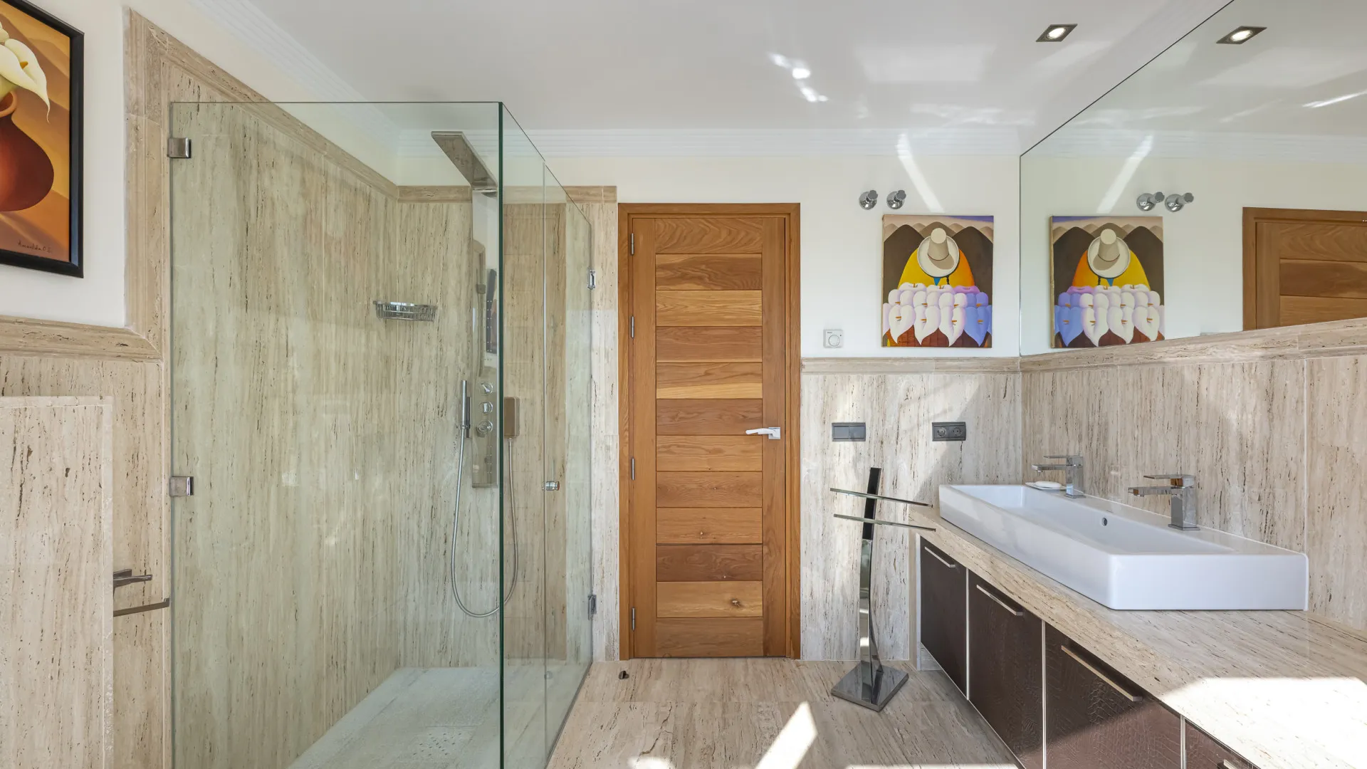 Comprar villa en Los Arqueros con 5 dormitorios