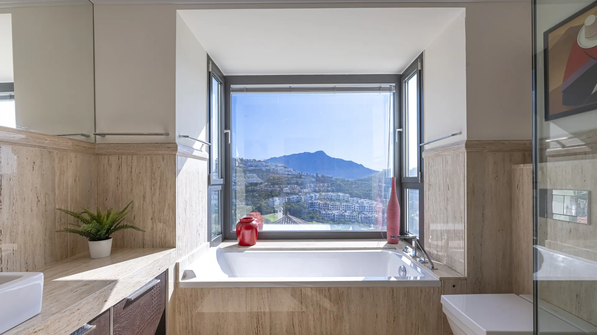 Comprar villa en Los Arqueros con 5 dormitorios