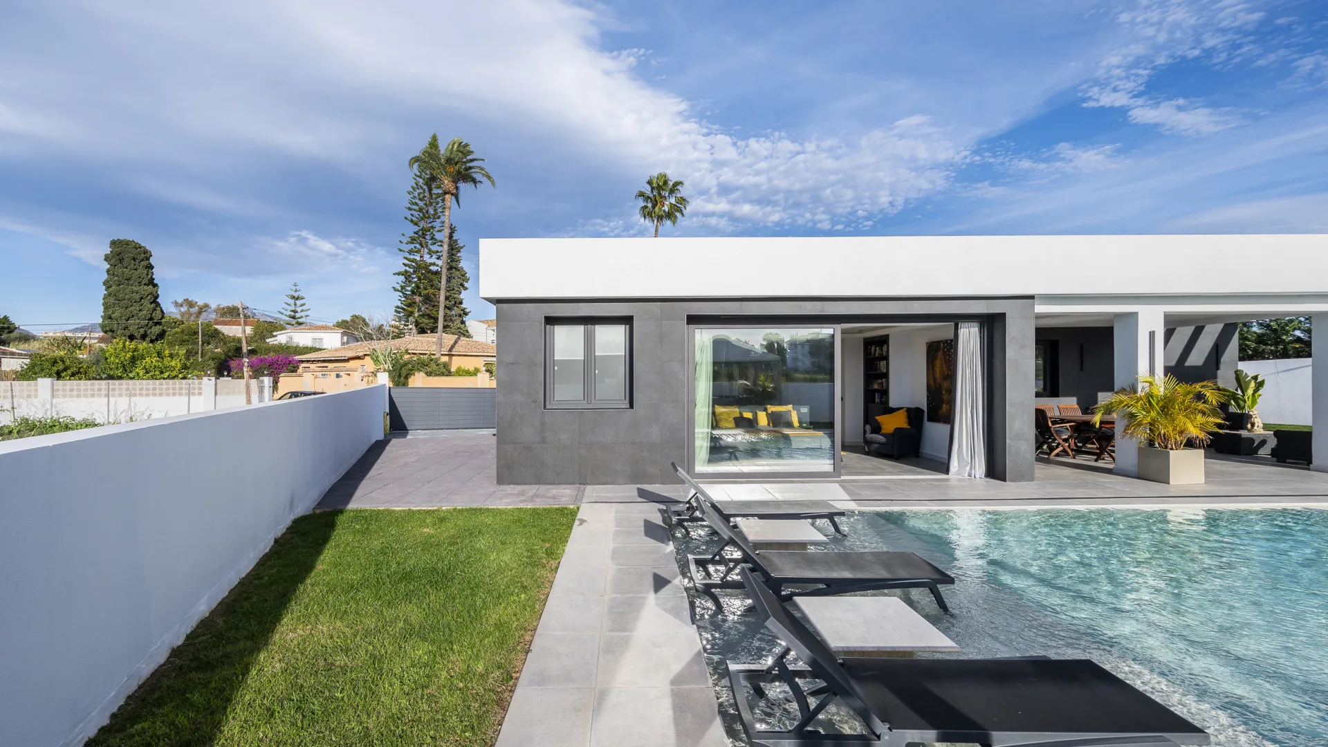 3 bedrooms villa in Linda Vista Baja for sale