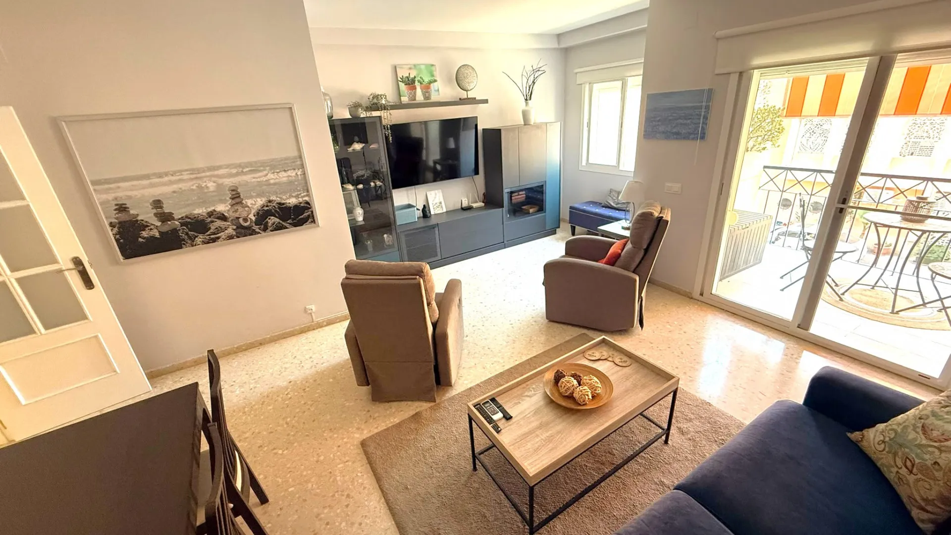 For sale duplex penthouse with 3 bedrooms in Estepona Town