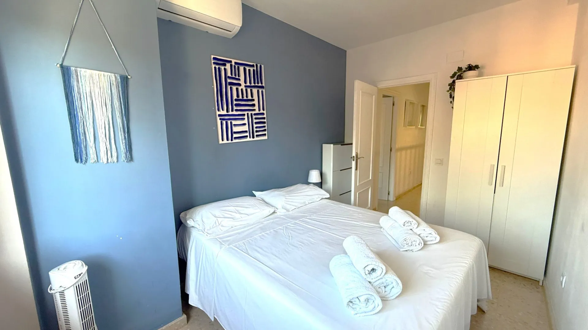 For sale duplex penthouse with 3 bedrooms in Estepona Town