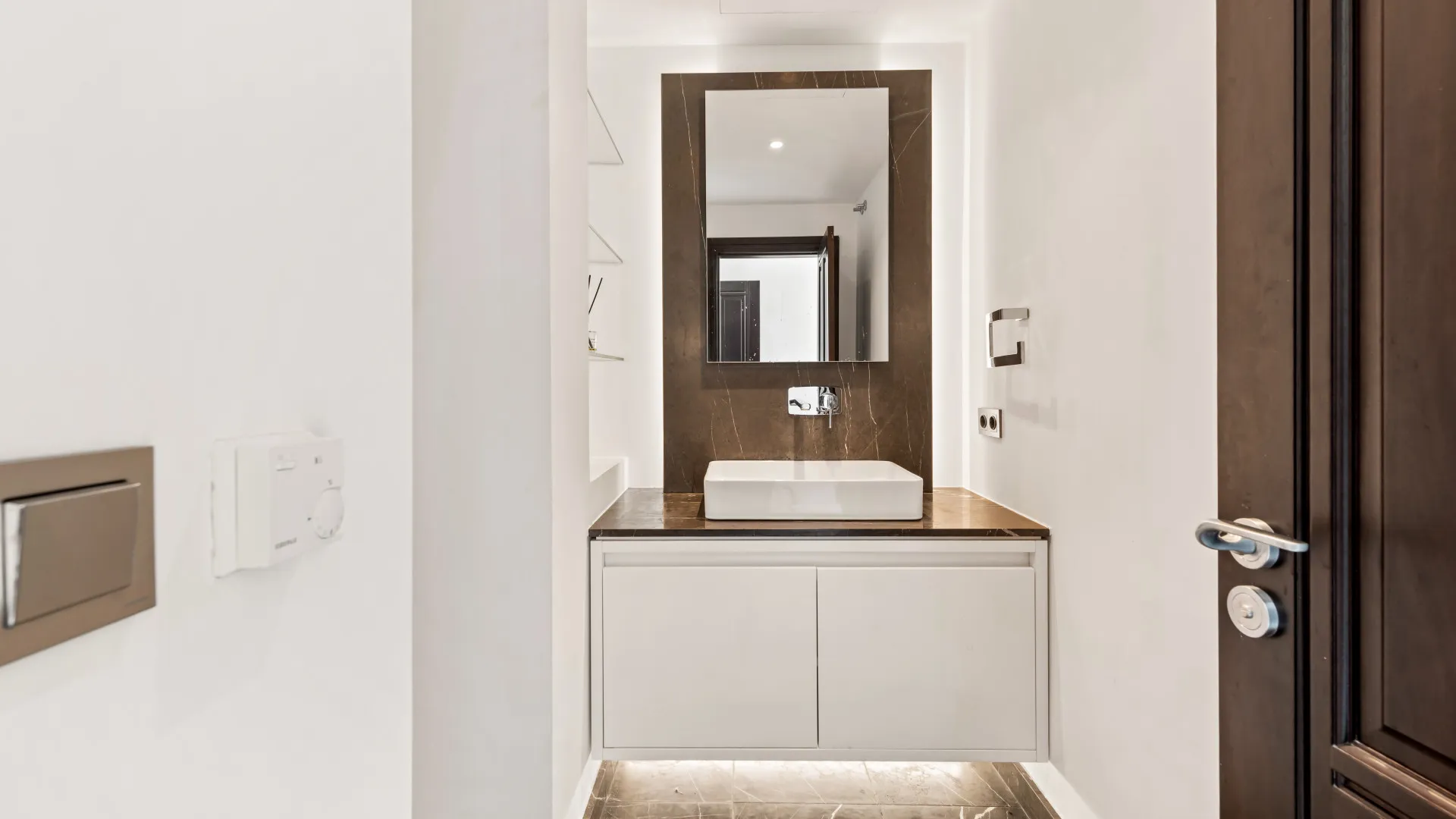 Comprar villa de 6 dormitorios en Valle del Sol