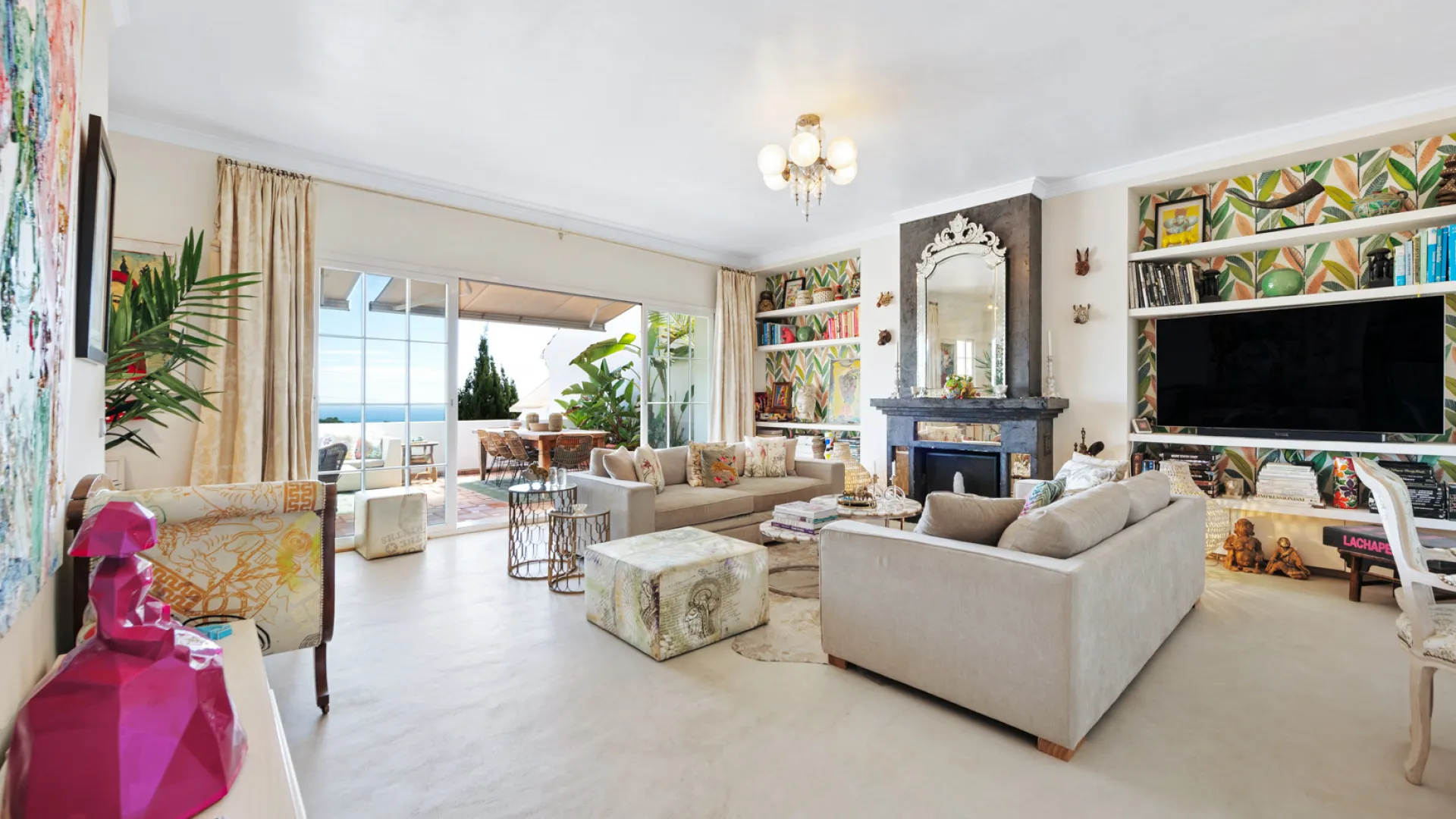 Villa pareada a la venta con 4 dormitorios en Marbella Hill Club