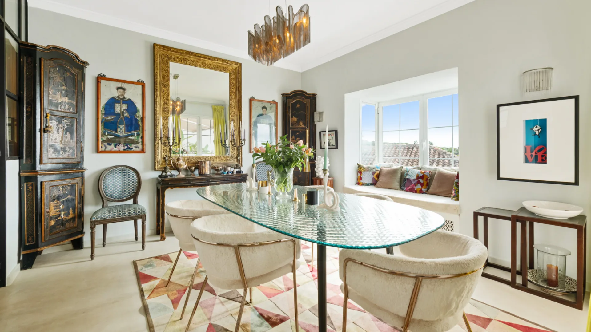 Villa pareada a la venta con 4 dormitorios en Marbella Hill Club