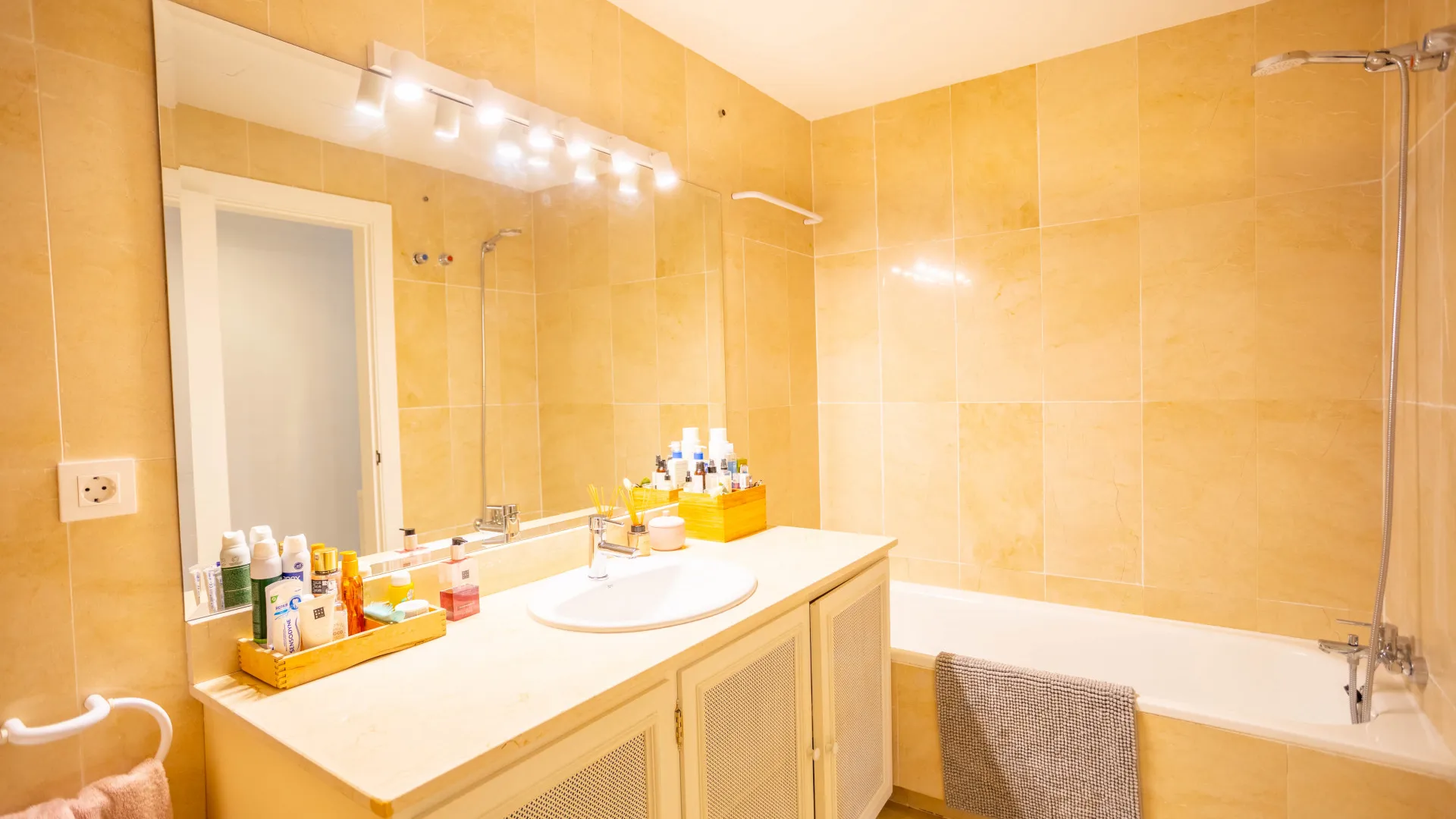 4 bedrooms town house in La Quinta for sale