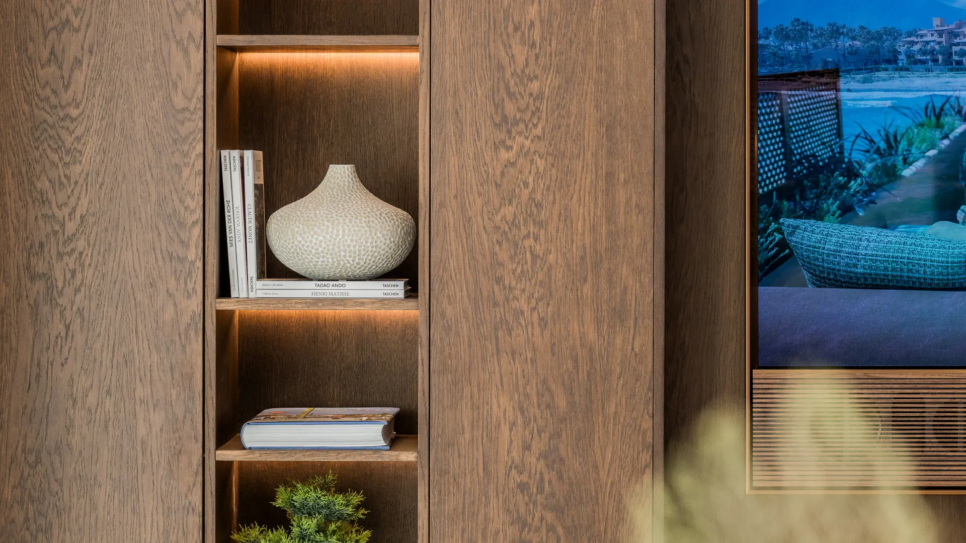 Buy Los Monteros Palm Beach apartment with 3 bedrooms